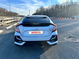 2022 Honda Civic X Рестайлинг, белый, 2400000 рублей, вид 4