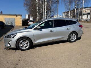 2019 Ford Focus IV, серебристый, 1450000 рублей, вид 4