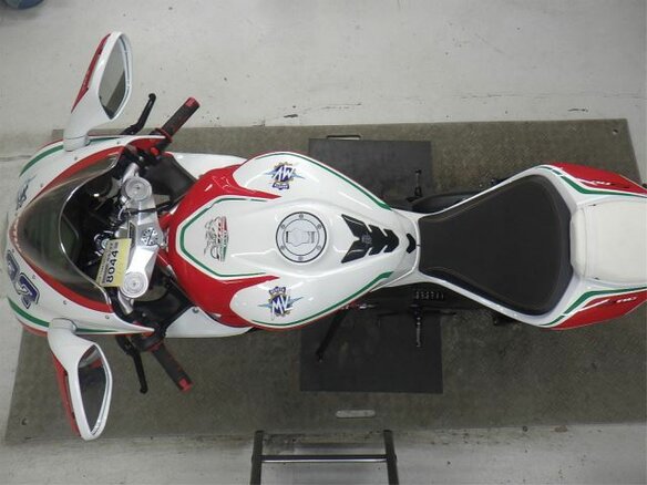 2020 MV Agusta F3 800, красный, 890000 рублей - вид 20