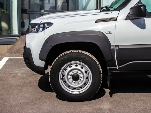 2026 Lada (ВАЗ) Niva Travel I Рестайлинг, белый, 1419000 рублей - вид 9
