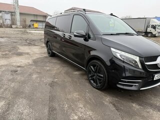 2022 Mercedes-Benz V-Класс Extra Long 300 d экстра длинный III (W447) Рестайлинг, чёрный, 9490000 рублей, вид 3