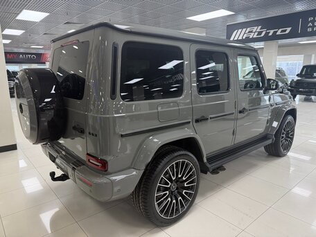 2026 Mercedes-Benz G-Класс AMG 63 AMG II (W465) Рестайлинг, серый, 32999000 рублей, вид 4