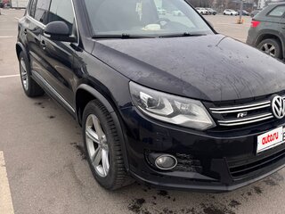 2014 Volkswagen Tiguan I Рестайлинг, чёрный, 1600000 рублей, вид 3