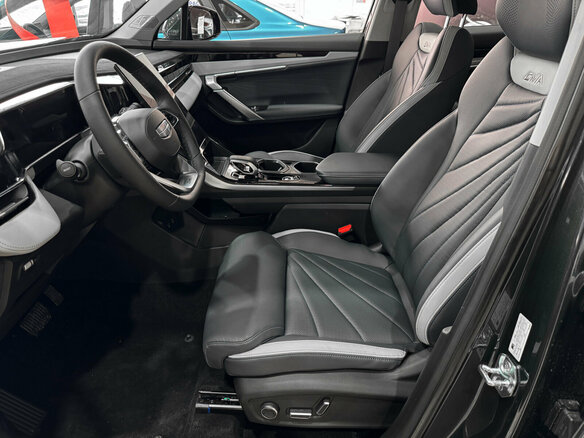 2025 Geely Atlas II, зелёный, 3909990 рублей - вид 9
