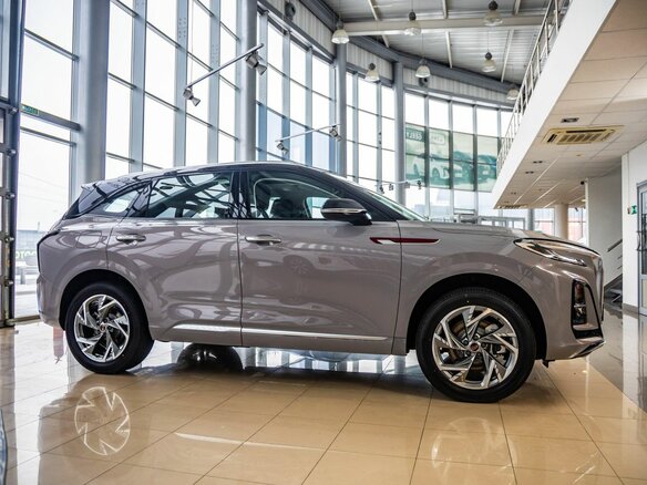 2025 Hongqi HS3, серый, 3269000 рублей - вид 12