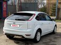 2010 Ford Focus II Рестайлинг, белый, 400000 рублей - вид 6