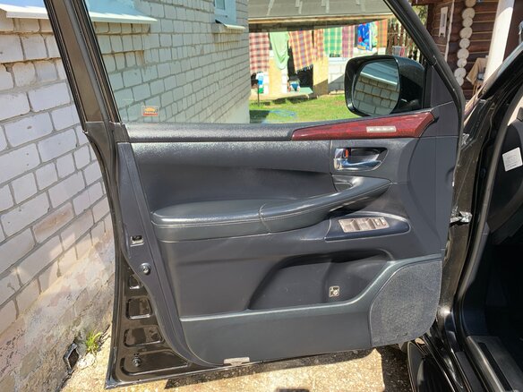 2010 Lexus LX 570 III, чёрный, 4200000 рублей - вид 9