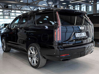 2025 Cadillac Escalade V Рестайлинг, чёрный, 23734095 рублей, вид 5
