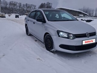 2013 Volkswagen Polo V, серебристый, 665000 рублей, вид 3