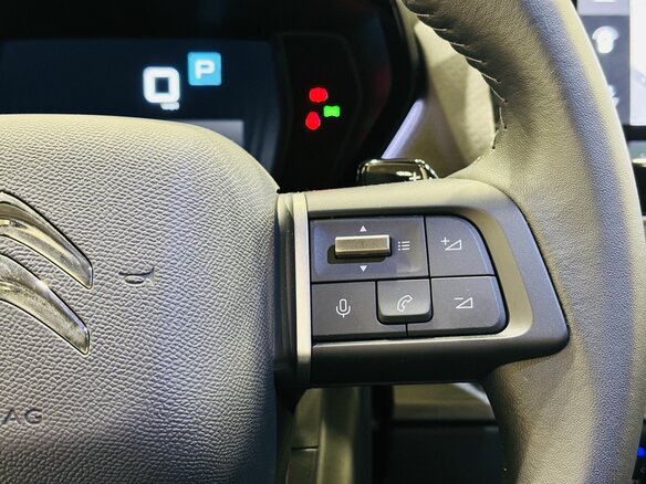 2024 Citroen C5 X, серый - вид 11