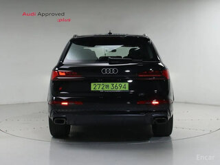 2025 Audi Q7 55 TFSI II (4M) Рестайлинг 2, чёрный, 11061000 рублей, вид 4