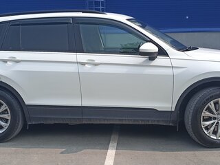 2018 Volkswagen Tiguan II, белый, 2100000 рублей, вид 4