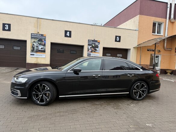 2018 Audi A8 Long 55 TFSI IV (D5), чёрный, 4150000 рублей - вид 13