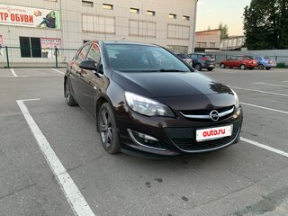 2013 Opel Astra J Рестайлинг, коричневый, 888000 рублей, вид 2