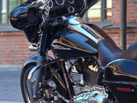 2009 Harley-Davidson Street Glide, чёрный, 980000 рублей - вид 14