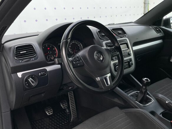 2011 Volkswagen Scirocco III, белый, 700000 рублей - вид 11
