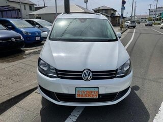 2016 Volkswagen Sharan II Рестайлинг, белый, 995000 рублей, вид 1