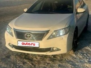 2013 Toyota Camry VII (XV50), белый, 1550000 рублей, вид 1