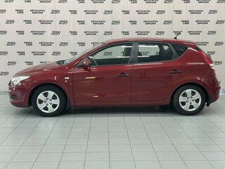 2009 Hyundai i30 I, красный, 600000 рублей, вид 5