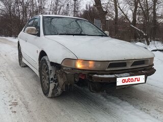 1998 Mitsubishi Galant VIII Рестайлинг, белый, 100000 рублей, вид 3