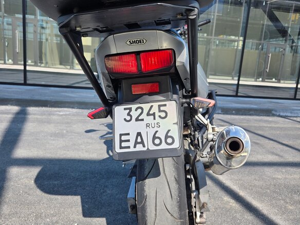 1999 Yamaha FZS600 Fazer, серый, 320000 рублей - вид 9