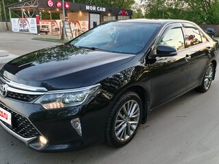 2018 Toyota Camry VII (XV50) Рестайлинг 2, чёрный, 2400000 рублей, вид 3
