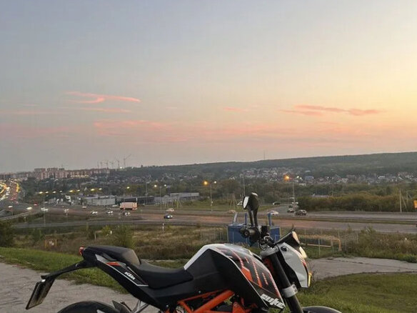 2014 KTM 390 Duke, белый, 380000 рублей