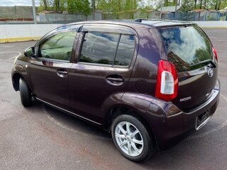 2014 Toyota Passo II (C30), красный, 850000 рублей, вид 4