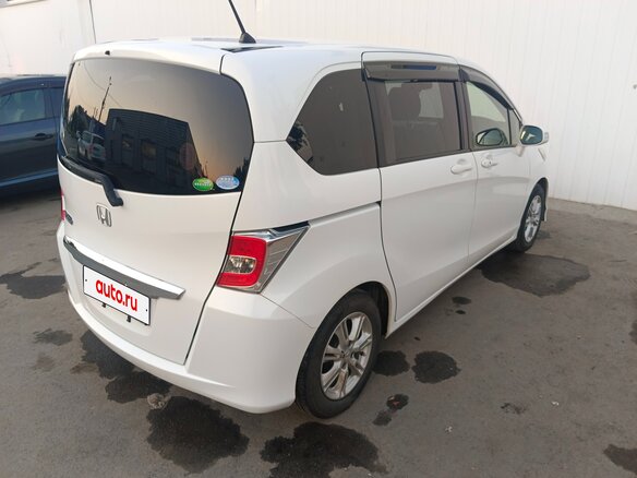 2014 Honda Freed I Рестайлинг 2, белый, 970000 рублей - вид 6