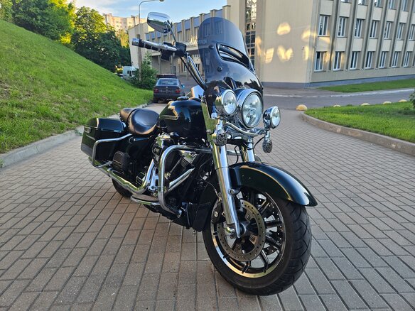 2019 Harley-Davidson Road King, зелёный, 1316025 рублей