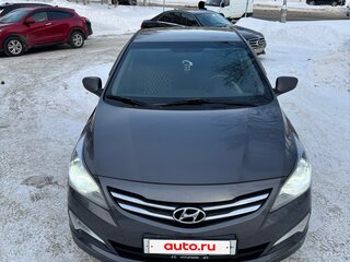2015 Hyundai Solaris I Рестайлинг, серый, 970000 рублей, вид 2