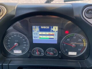 2011 Iveco Stralis, белый, 2800000 рублей, вид 4