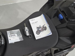 2023 BMW M 1000 R, чёрный, 2100000 рублей, вид 5