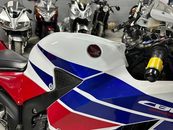2013 Honda CBR 600RR, белый, 780000 рублей - вид 8