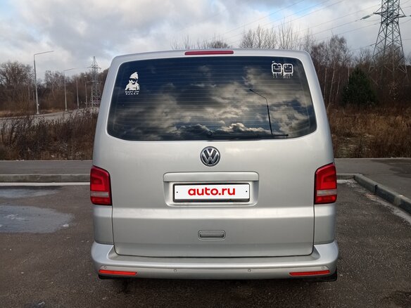 2013 Volkswagen Multivan T5 Рестайлинг, серебристый, 2575000 рублей - вид 8