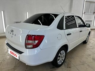 2013 Lada (ВАЗ) Granta I, белый, 289000 рублей, вид 5