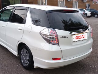 2011 Honda Fit Shuttle I, белый, 835000 рублей, вид 4