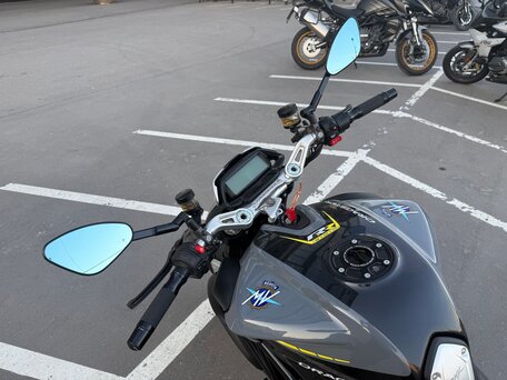 2018 MV Agusta Dragster 800, чёрный, 1050000 рублей, вид 5