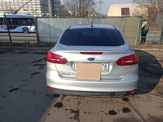 2016 Ford Focus III Рестайлинг, серебристый, 650000 рублей, вид 3