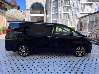 2021 Toyota Alphard III Рестайлинг, чёрный, 6490000 рублей, вид 5