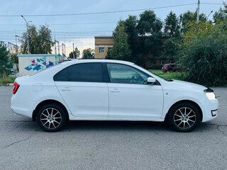 2017 Skoda Rapid I, белый, 899999 рублей, вид 5