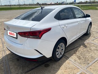 2021 Hyundai Solaris II Рестайлинг, белый, 1560000 рублей, вид 5