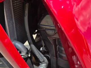 2011 Kawasaki Z 1000SX, красный, 669000 рублей, вид 5