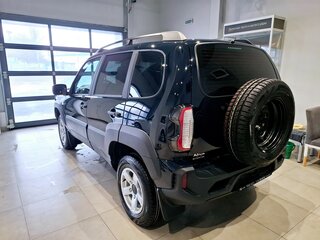 2026 Lada (ВАЗ) Niva Travel I Рестайлинг, зелёный, 1630000 рублей, вид 4