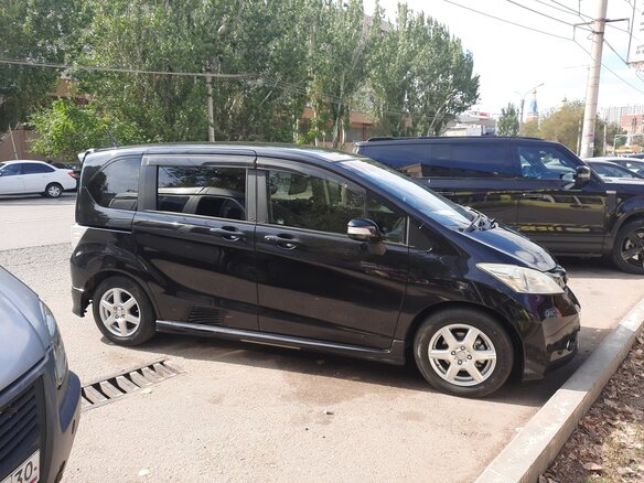 2012 Honda Freed I Рестайлинг, чёрный, 980000 рублей - вид 2
