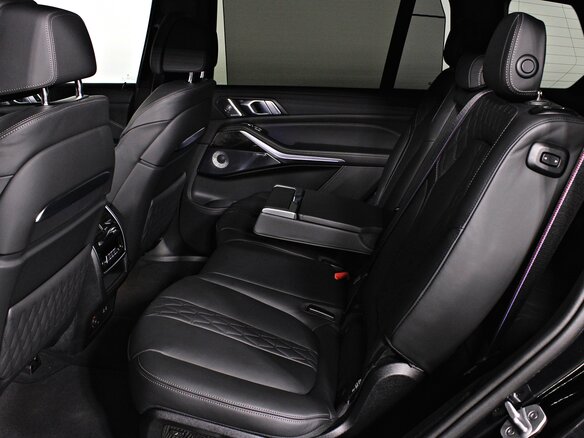 2024 BMW X7 40d I (G07) Рестайлинг, чёрный, 17900000 рублей - вид 22
