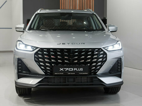 2026 Jetour X70+ I Рестайлинг, белый, 3068010 рублей, вид 2