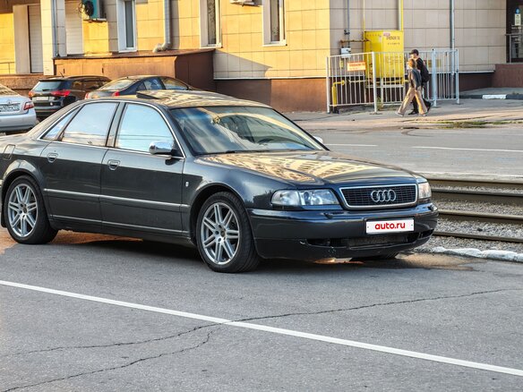 1998 Audi A8 I (D2), чёрный, 800000 рублей