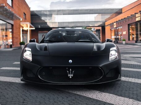 Maserati MC20