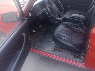 1992 Lada (ВАЗ) 2107, красный, 95000 рублей, вид 4